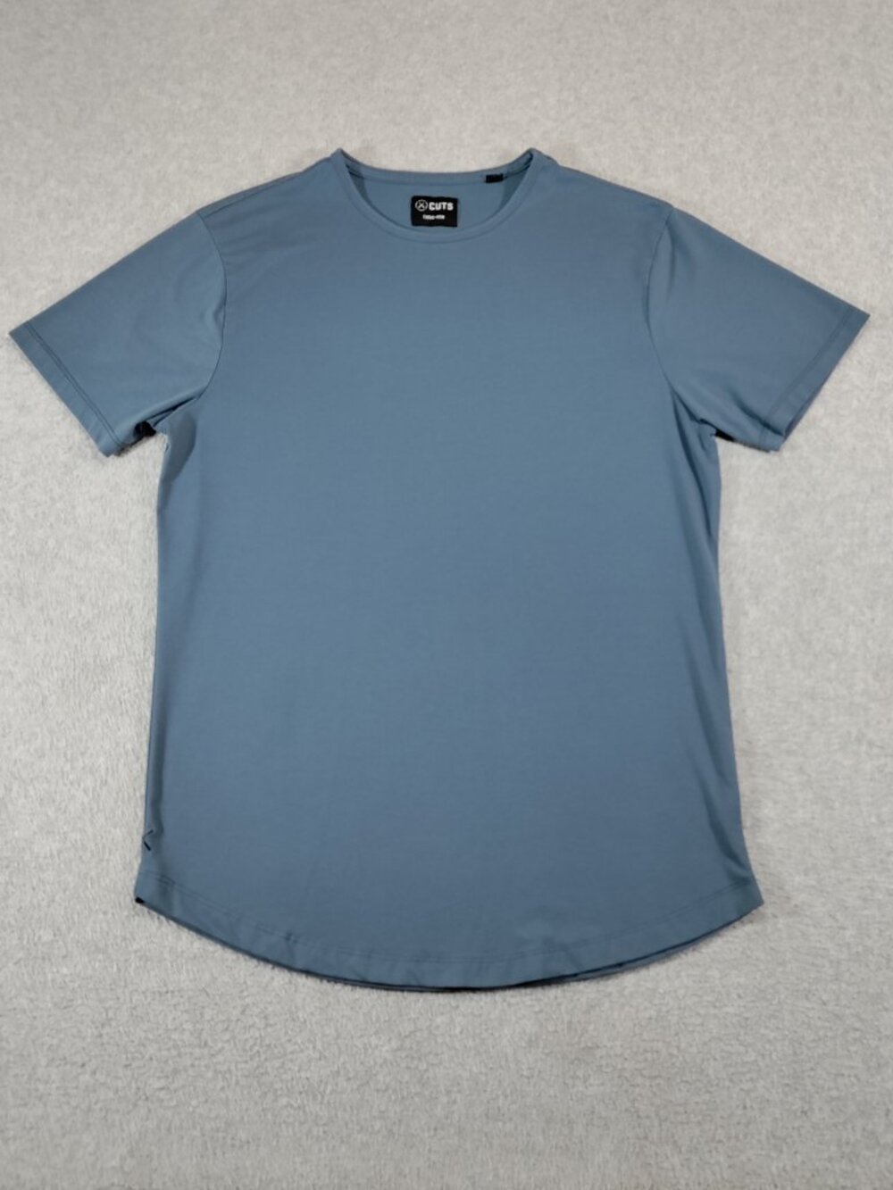 CUTS Mens M Curve-Hem Tee Blue PYCA Pro Stretch Shirt